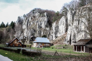 18 18